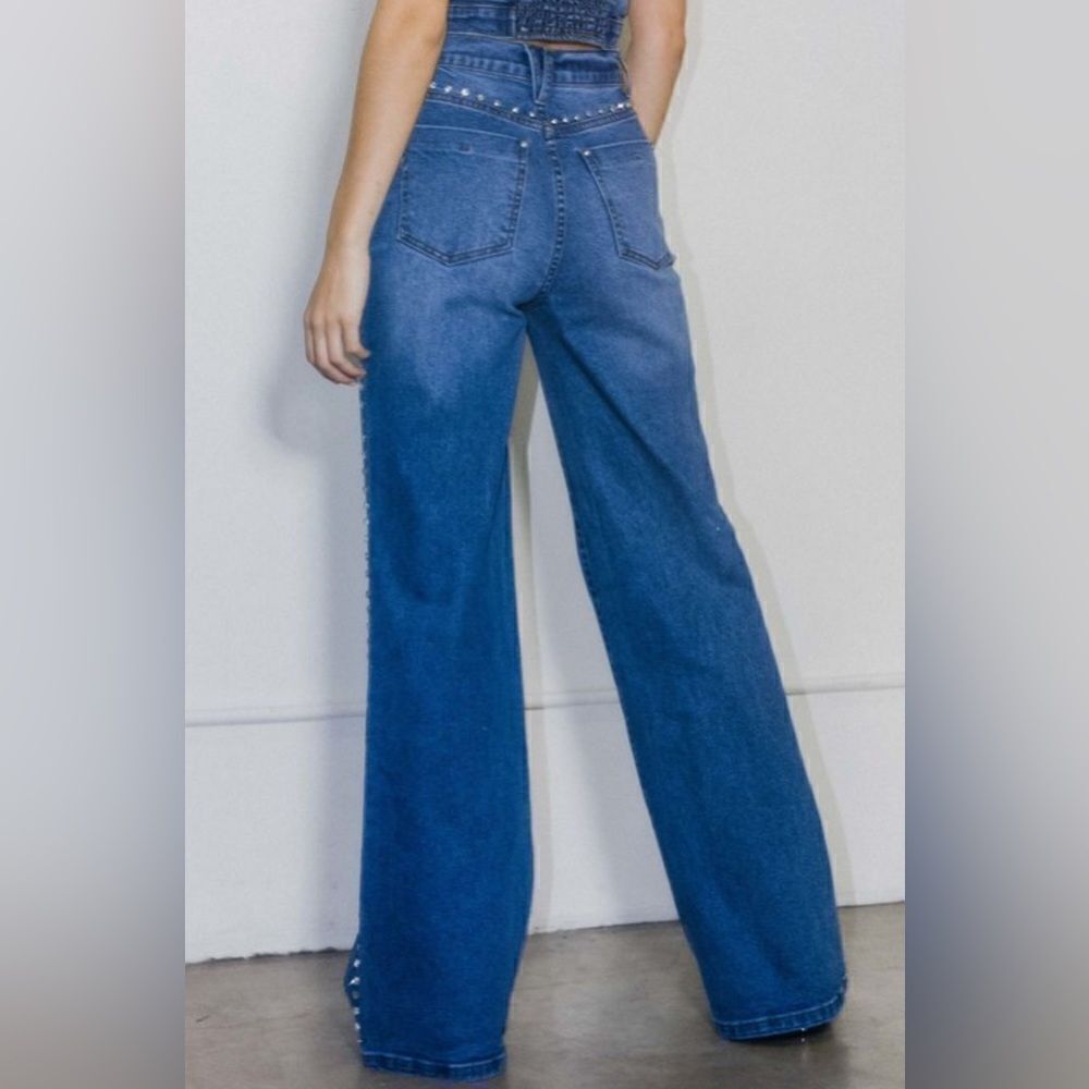 070. RHINESTONE STUDDED JEANS - Picture 4 of 10